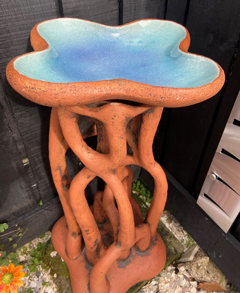 Quatrefoil Bird Bath