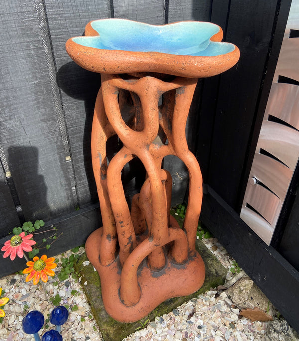 Quatrefoil Bird Bath