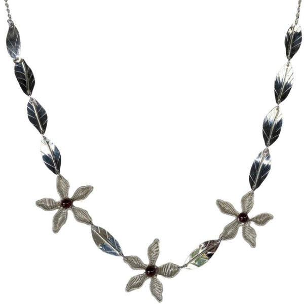 Daisy Chain in Sterling Silver & Garnets